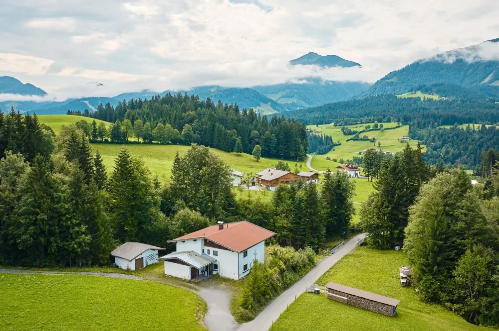 KITZIMMO-Luxusvilla mit Freizeitwohnsitz in Toplage kaufen - Immobilien Fieberbrunn.