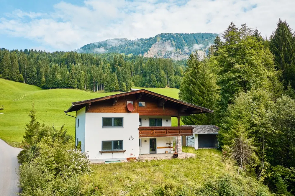 KITZIMMO-Luxusvilla mit Freizeitwohnsitz in Toplage kaufen - Immobilien Fieberbrunn.
