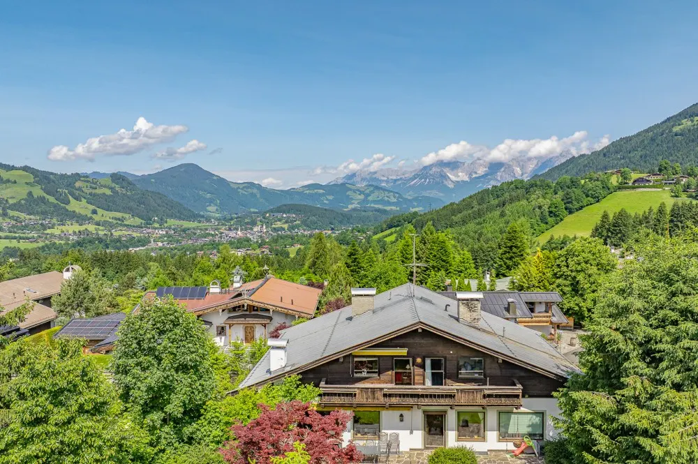 KITZIMMO-Baugrundstück mit Altbestand in Toplage auf der Bichlalm - Immobilien Kitzbühel.-3