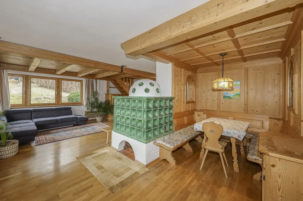 KITZIMMO-Einfamilienhaus am Fuße des Hahnenkamm an der Skipiste mieten - Immobilien Kitzbühel.