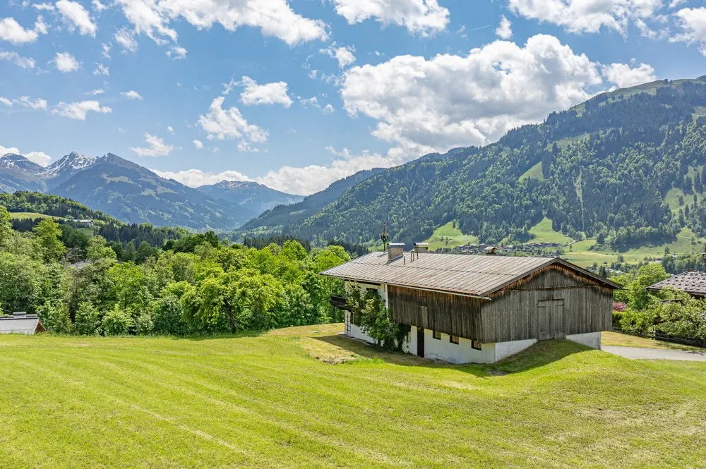 KITZIMMO-Luxusanwesen in bester Lage kaufen - Immobilien Kitzbühel.-8 16.51.04
