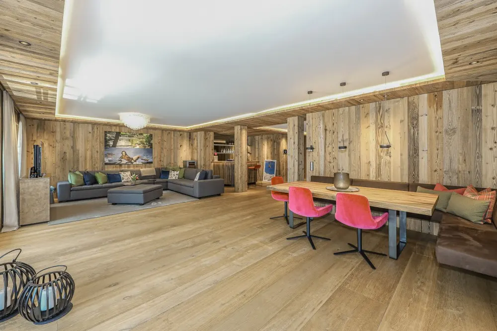 KITZIMMO-Luxuswohnung mit Pool in zentraler Toplage - Immobilien Kitzbühel.-4-9