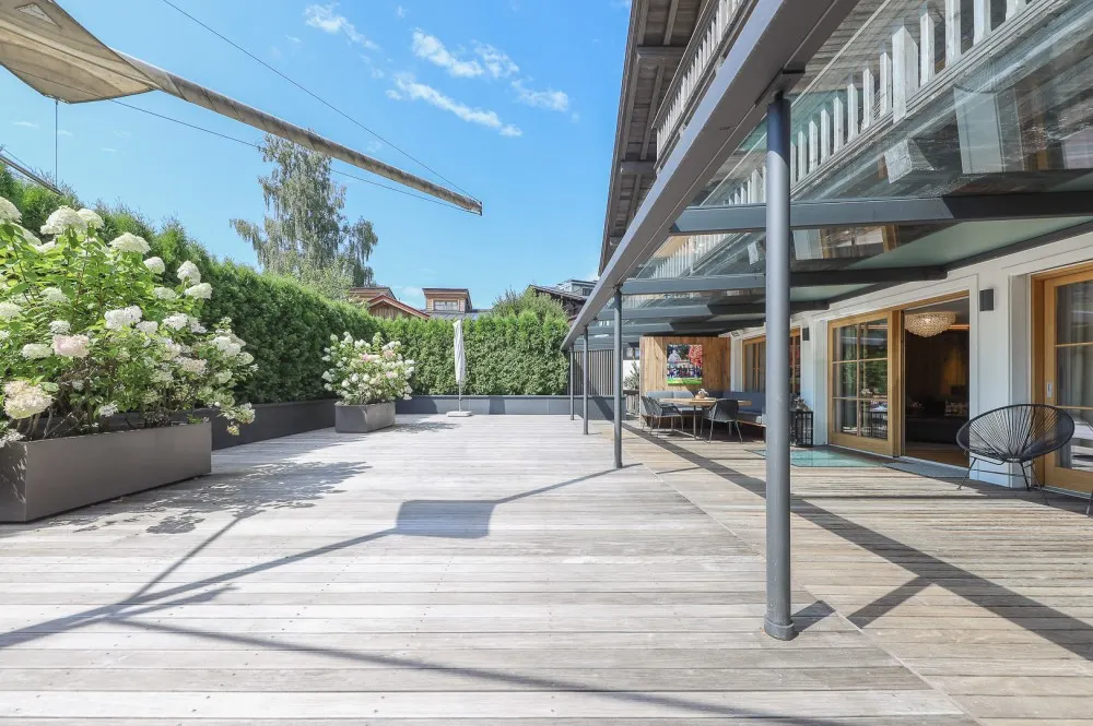 KITZIMMO-Luxuswohnung mit Pool in zentraler Toplage - Immobilien Kitzbühel.