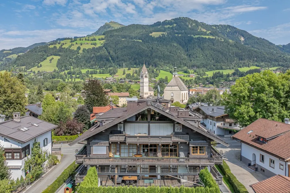KITZIMMO-Luxuswohnung mit Pool in zentraler Toplage - Immobilien Kitzbühel.-4-6