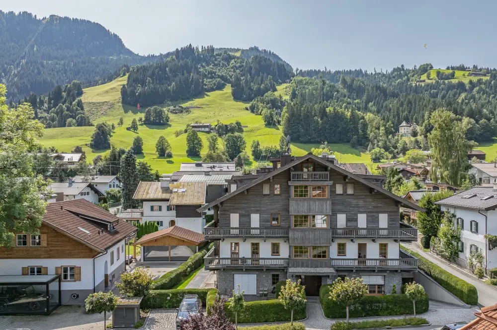 KITZIMMO-Luxuswohnung mit Pool in zentraler Toplage - Immobilien Kitzbühel.-4-4