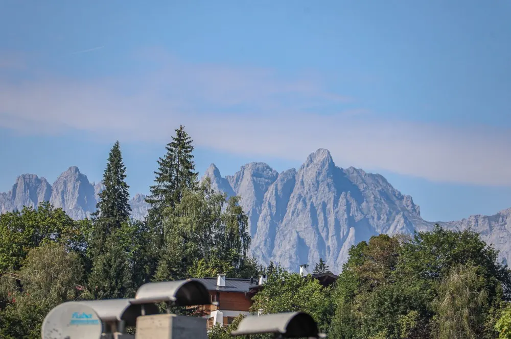 KITZIMMO-Luxuswohnung mit Pool in zentraler Toplage - Immobilien Kitzbühel.-4-26