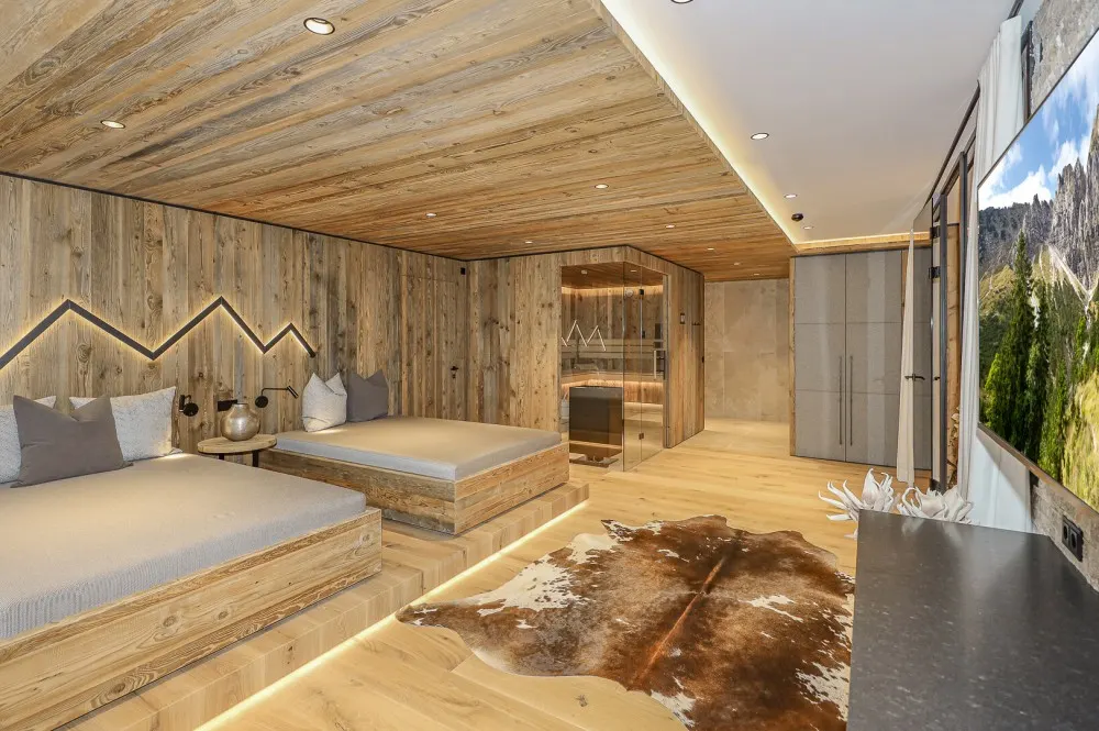 KITZIMMO-Luxus-Neubauvilla mit Pool in Toplage kaufen - Immobilien Ellmau.