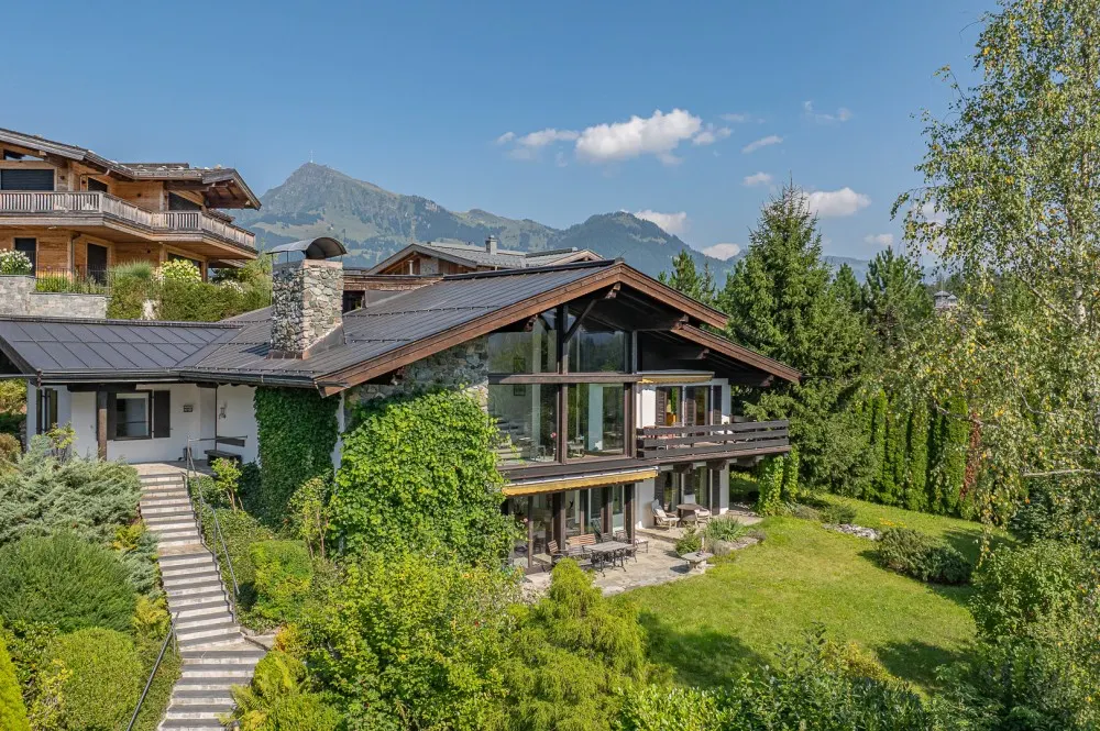 KITZIMMO-Chalet Landhausvilla in Toplage kaufen - Immobilien Reith bei Kitzbühel.