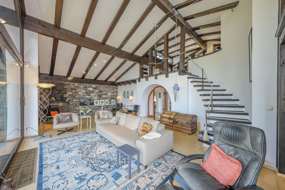 KITZIMMO-Chalet Landhausvilla in Toplage kaufen - Immobilien Reith bei Kitzbühel.