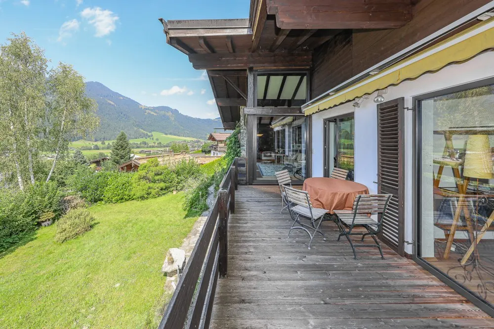 KITZIMMO-Chalet Landhausvilla in Toplage kaufen - Immobilien Reith bei Kitzbühel.