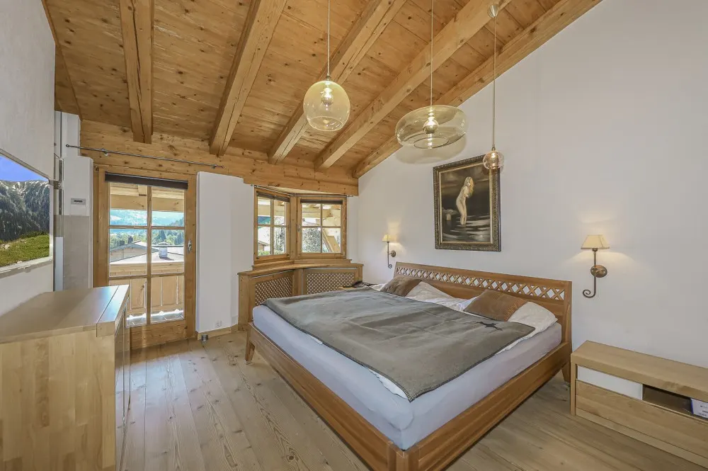 KITZIMMO-Exklusives Landhaus in traumhafter & unverbaubarer Aussichtslage - Immobilien Kitzbühel.-33