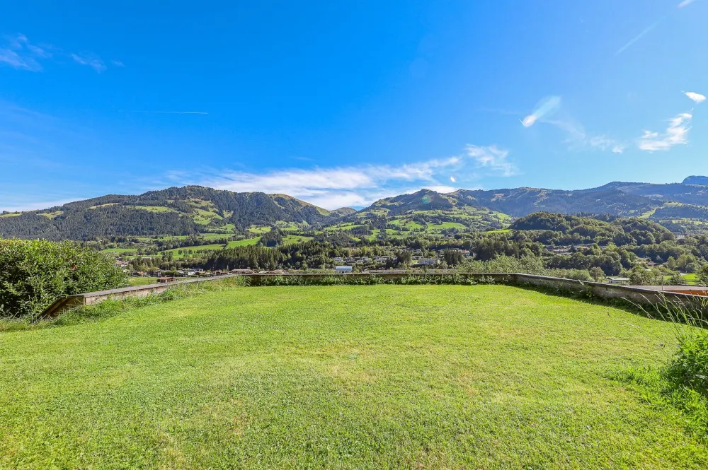 KITZIMMO-Exklusives Landhaus in traumhafter & unverbaubarer Aussichtslage - Immobilien Kitzbühel.-43