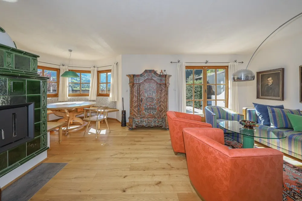 KITZIMMO-Exklusives Landhaus in traumhafter & unverbaubarer Aussichtslage - Immobilien Kitzbühel.-19