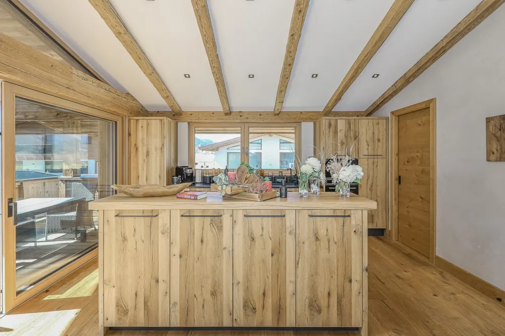 KITZIMMO-Luxuschalet mit Kaiserblick in unmittelbar am Skilift kaufen - Immobilien Going.-7