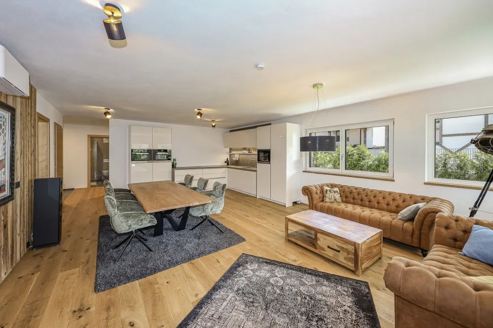 KITZIMMO-Wohnung mit touristischer Vermietung - Immobilien Kirchberg.