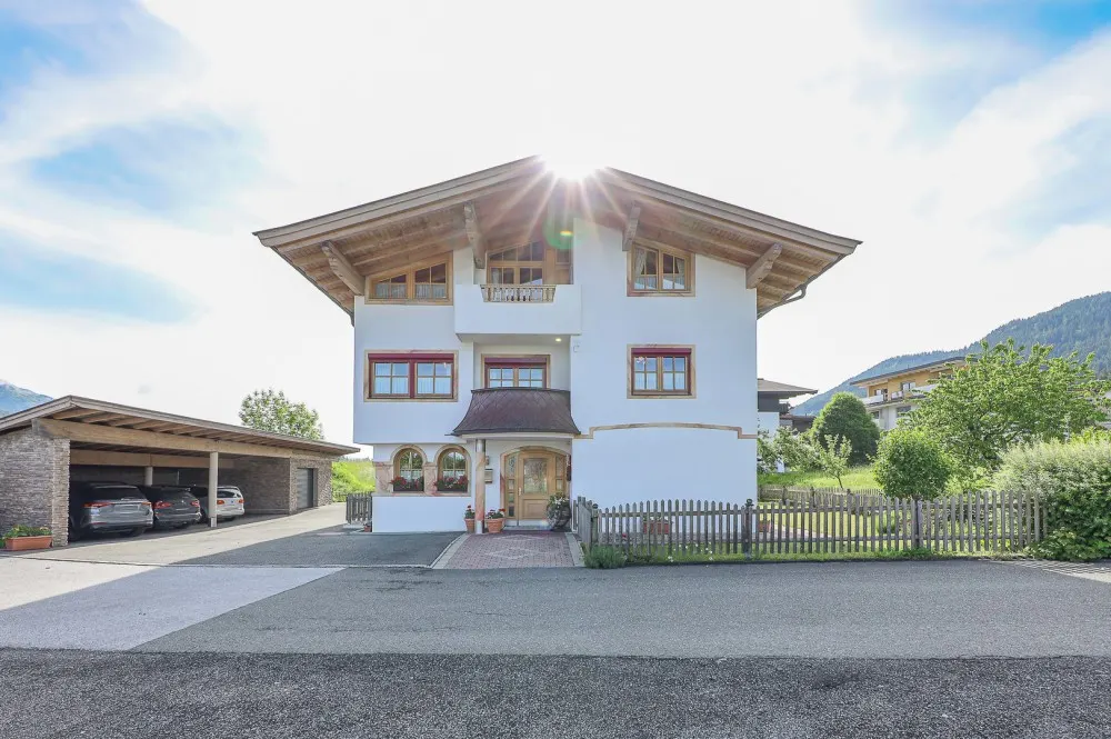 KITZIMMO-Apartmenthaus in zentraler Lage mit Kaiserblick - Immobilien Ellmau.