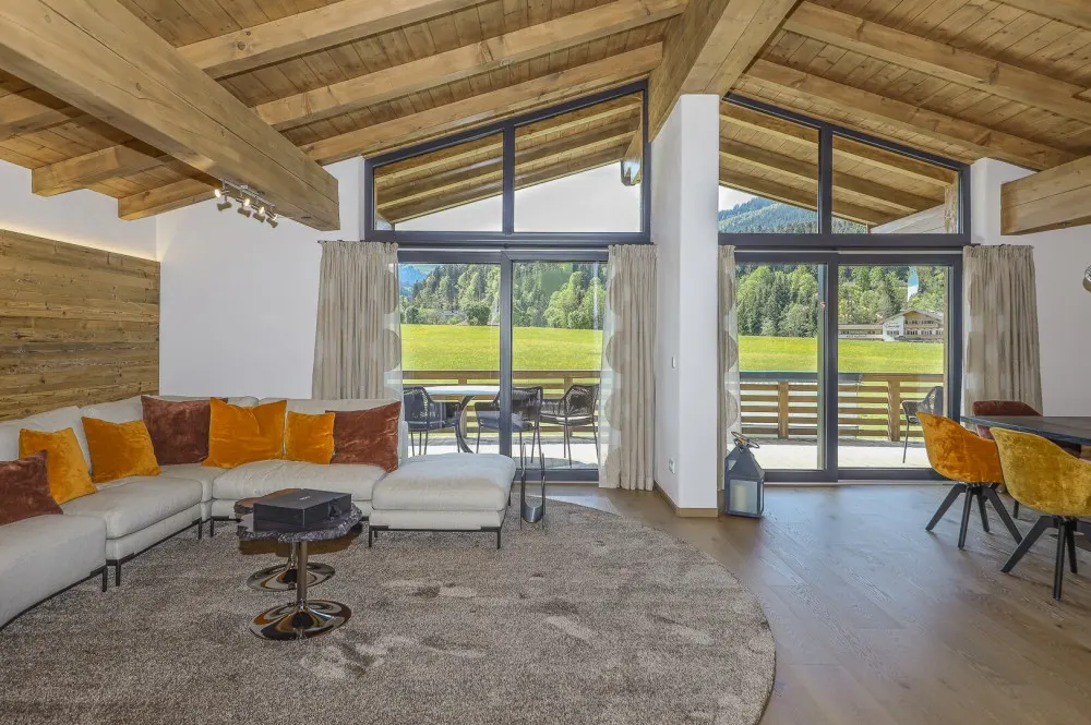 KITZIMMO-Luxuschalet mit Pool und Kaiserblick - Immobilien Ellmau.-4