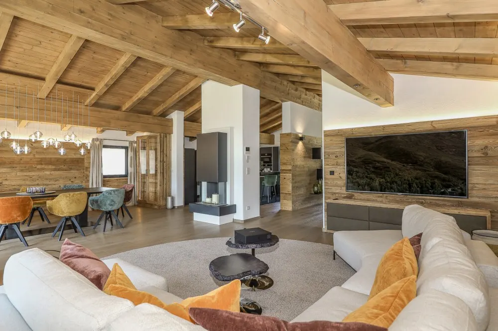 KITZIMMO-Luxuschalet mit Pool und Kaiserblick - Immobilien Ellmau.-2