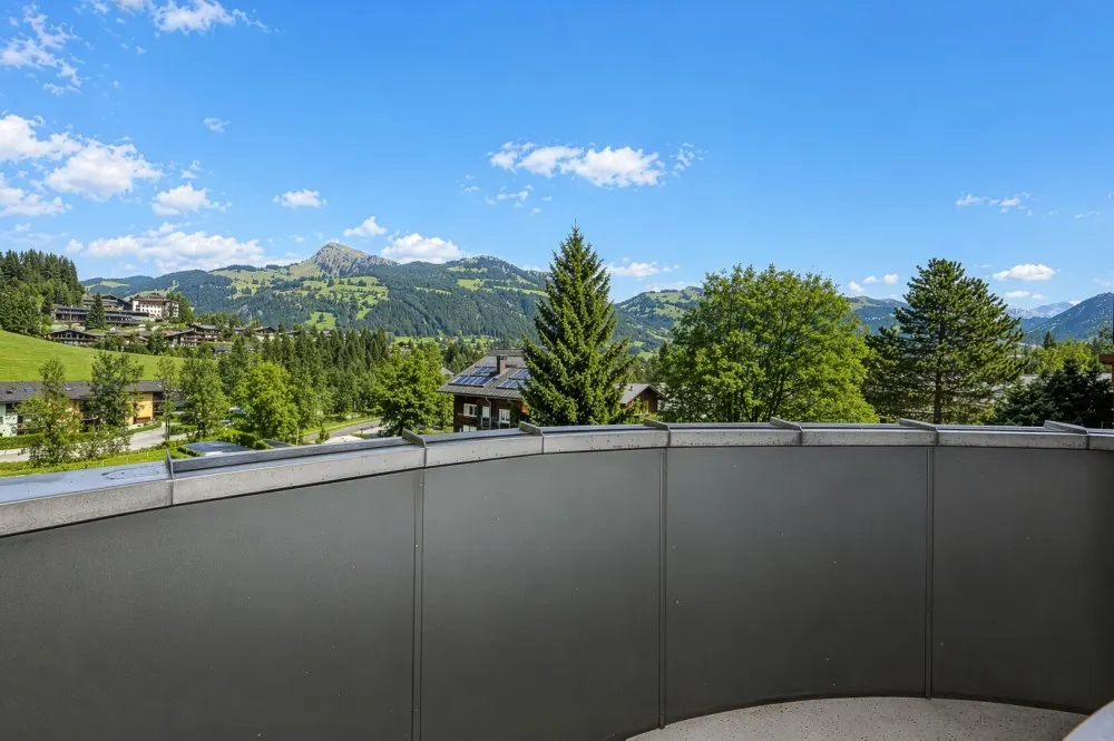 KITZIMMO-Dachgeschosswohnung mit traumhaftem Ausblick - Immobilien Kitzbühel.