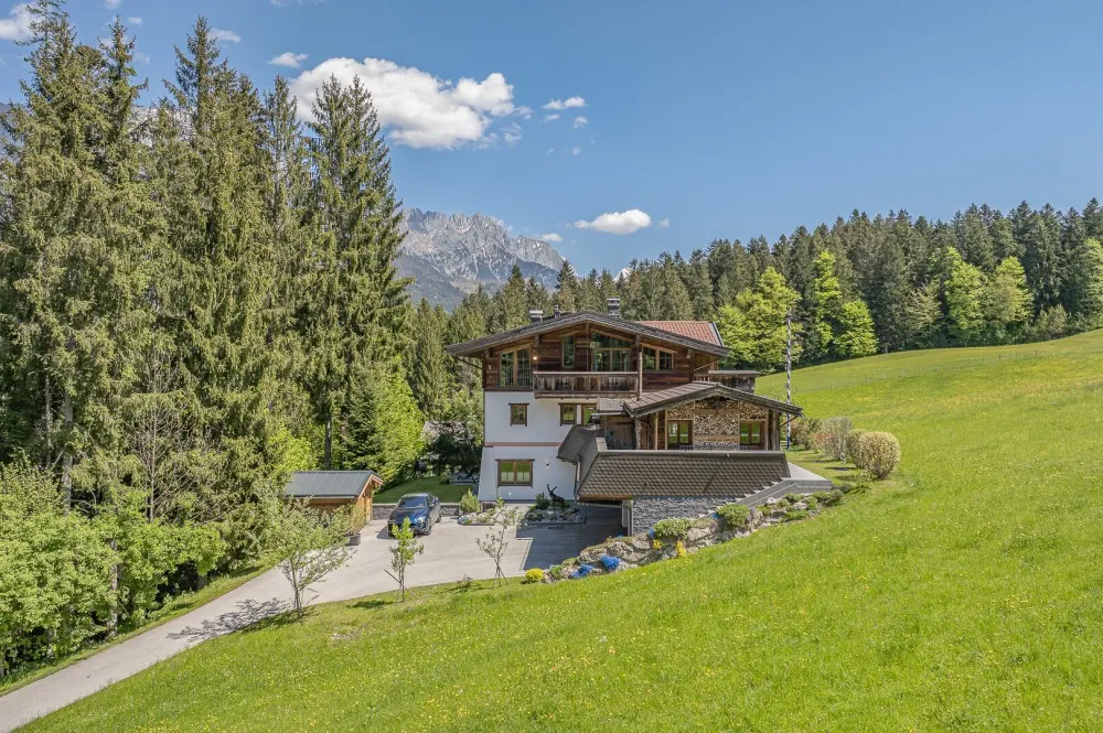 KITZIMMO-Luxusvilla mit Kaiserblick in Alleinlage kaufen - Immobilien Scheffau.-4