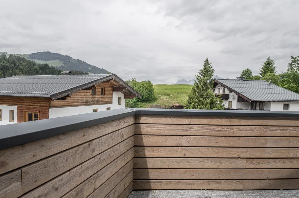 KITZIMMO-Luxuspenthouse mit Bergblick kaufen - Immobilien Fieberbrunn.