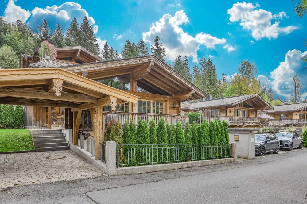 KITZIMMO-exklusives Luxuschalet kaufen Immobilie Ellmau Wilder Kaiser.-24