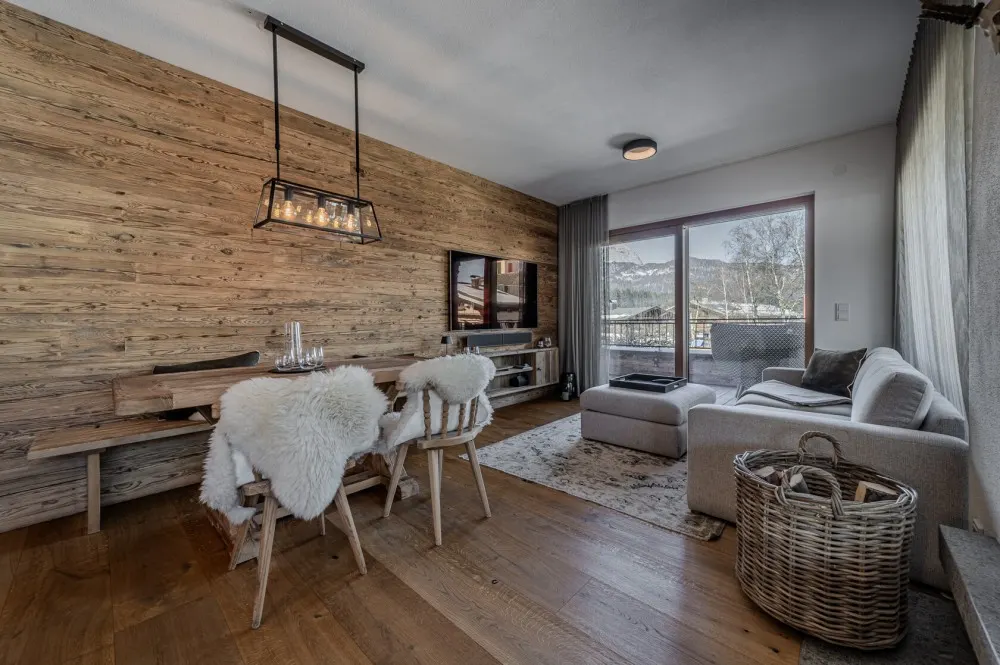 KITZIMMO-Luxuswohnung mit Kaiserblick in Toplage kaufen - Immobilien Oberndorf.