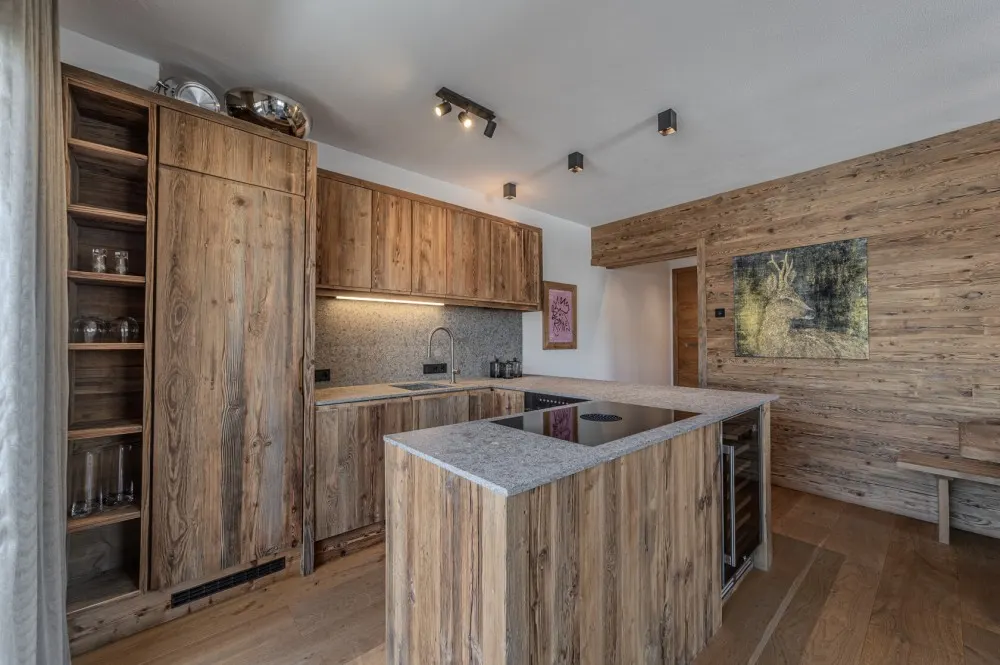 KITZIMMO-Luxuswohnung mit Kaiserblick in Toplage kaufen - Immobilien Oberndorf.