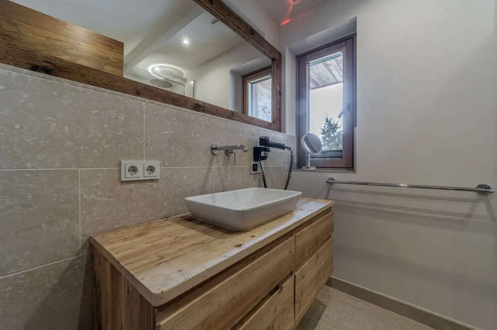 KITZIMMO-Luxuswohnung mit Kaiserblick in Toplage kaufen - Immobilien Oberndorf.