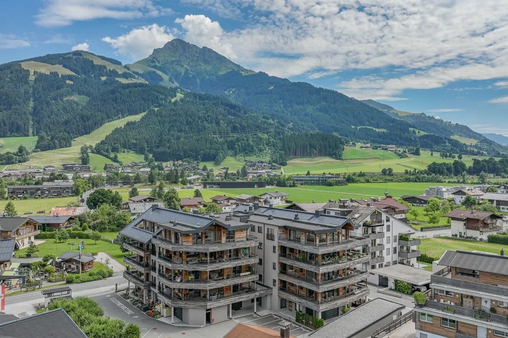 KITZIMMO-Luxuswohnung mit Kaiserblick in Toplage kaufen - Immobilien Oberndorf.