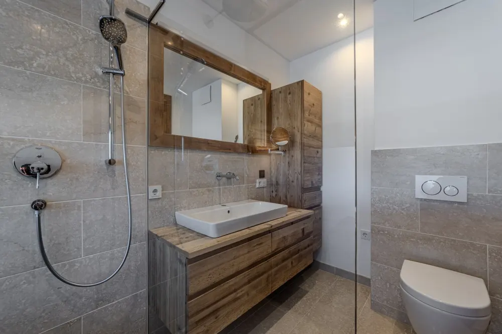 KITZIMMO-Luxuswohnung mit Kaiserblick in Toplage kaufen - Immobilien Oberndorf.