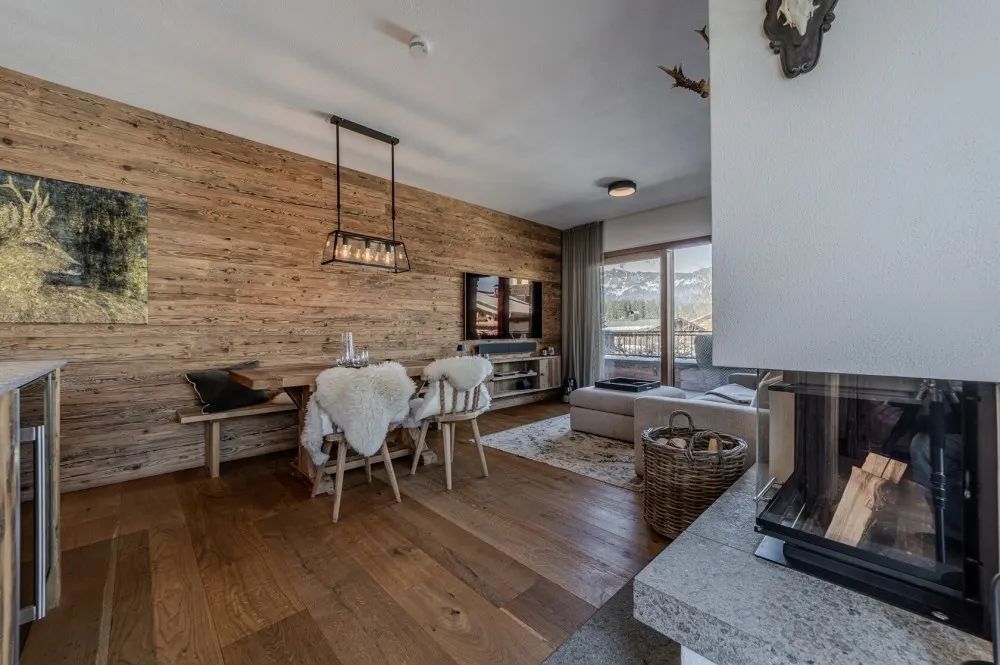 KITZIMMO-Luxuswohnung mit Kaiserblick in Toplage kaufen - Immobilien Oberndorf.