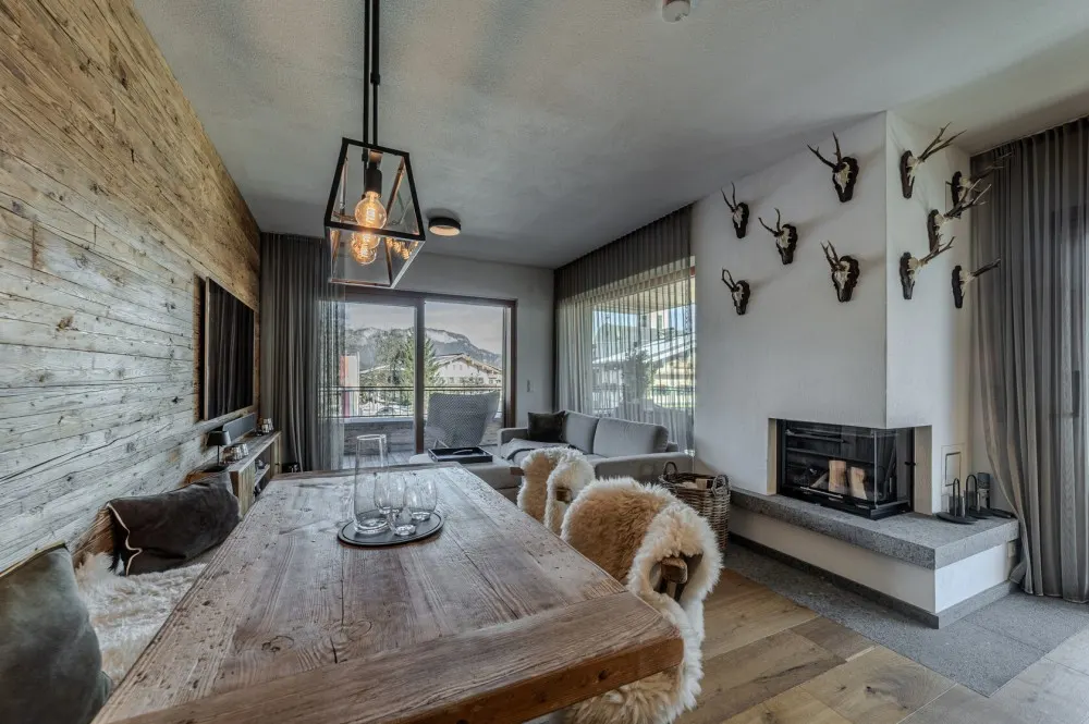 KITZIMMO-Luxuswohnung mit Kaiserblick in Toplage kaufen - Immobilien Oberndorf.