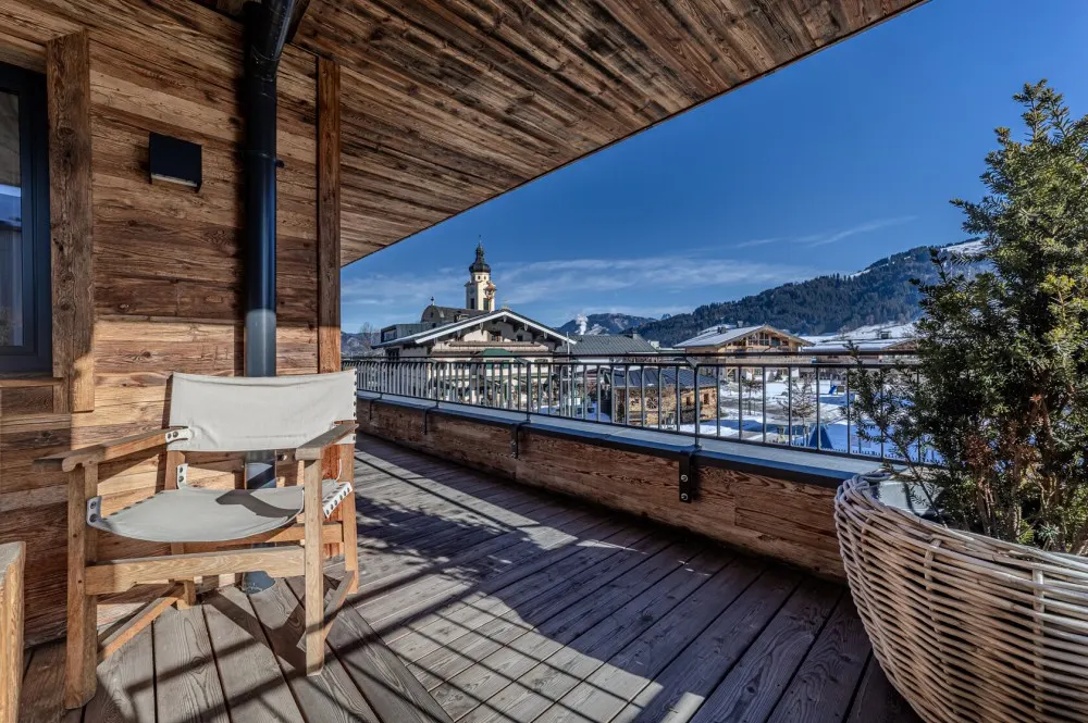 KITZIMMO-Luxuswohnung mit Kaiserblick in Toplage kaufen - Immobilien Oberndorf.