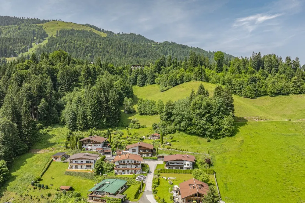 KITZIMMO-Grundstück in Toplage mit Baugenehmigung für 2 Luxusvillen kaufen - Immobilien Ellmau.-5