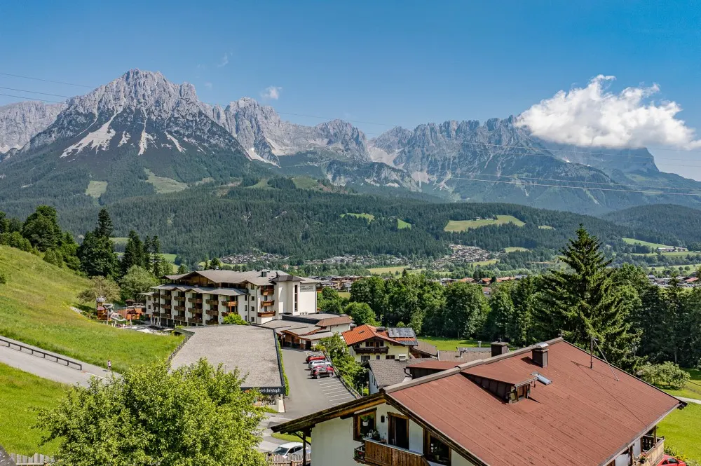 KITZIMMO-Grundstück in Toplage mit Baugenehmigung für 2 Luxusvillen kaufen - Immobilien Ellmau.-11