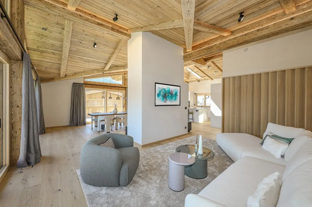KITZIMMO-Luxuspenthouse sonniger Toplage mit Panorama-Ausblick - Immobilien Brixen.
