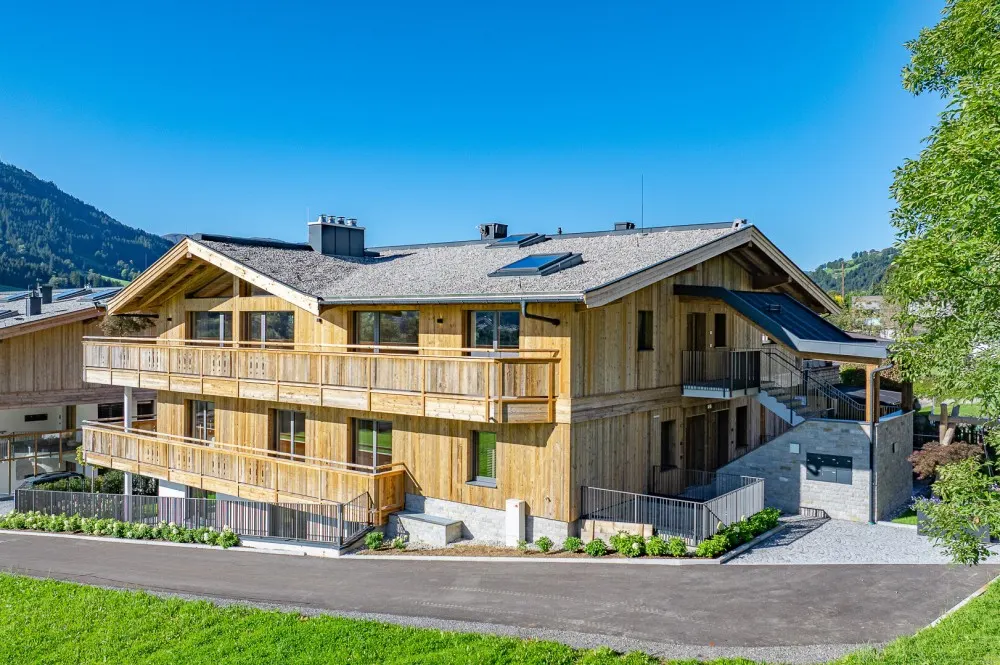 KITZIMMO-Luxuspenthouse sonniger Toplage mit Panorama-Ausblick - Immobilien Brixen.