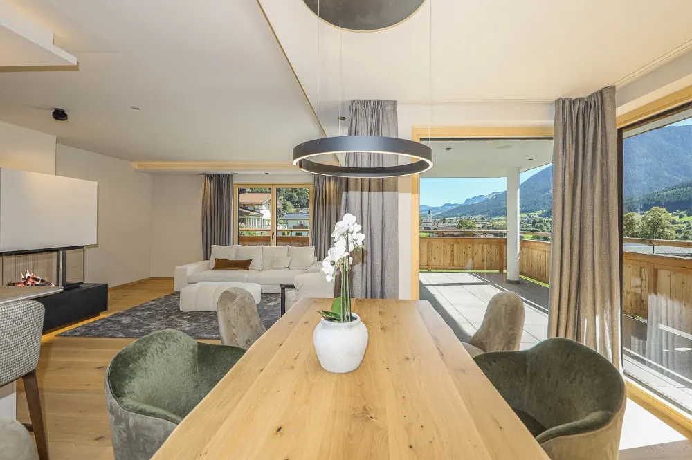 KITZIMMO-Exklusive Neubauwohnung mit traumhaftem Ausblick - Immobilien Brixen.