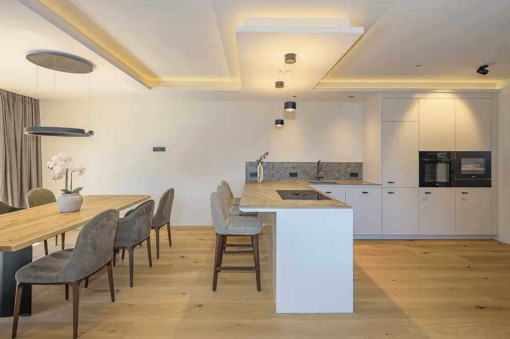 KITZIMMO-Exklusive Neubauwohnung mit traumhaftem Ausblick - Immobilien Brixen.