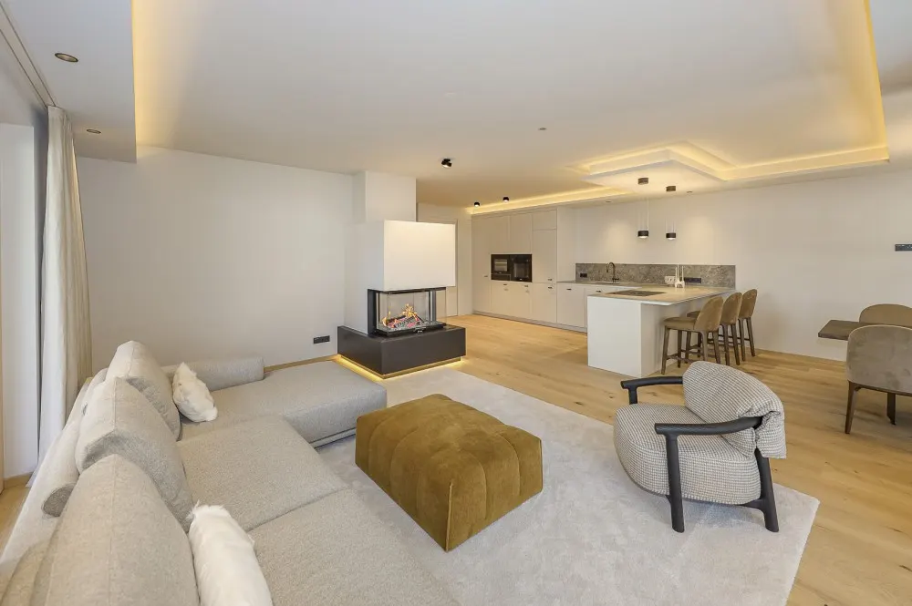 KITZIMMO-Luxuriöse Gartenwohnung mit eigenem Wellnessbereich - Immobilien Brixen.