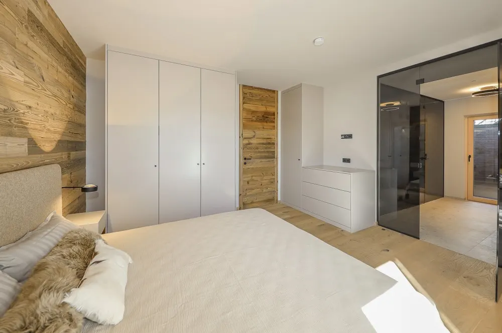 KITZIMMO-Luxuriöse Gartenwohnung mit eigenem Wellnessbereich - Immobilien Brixen.