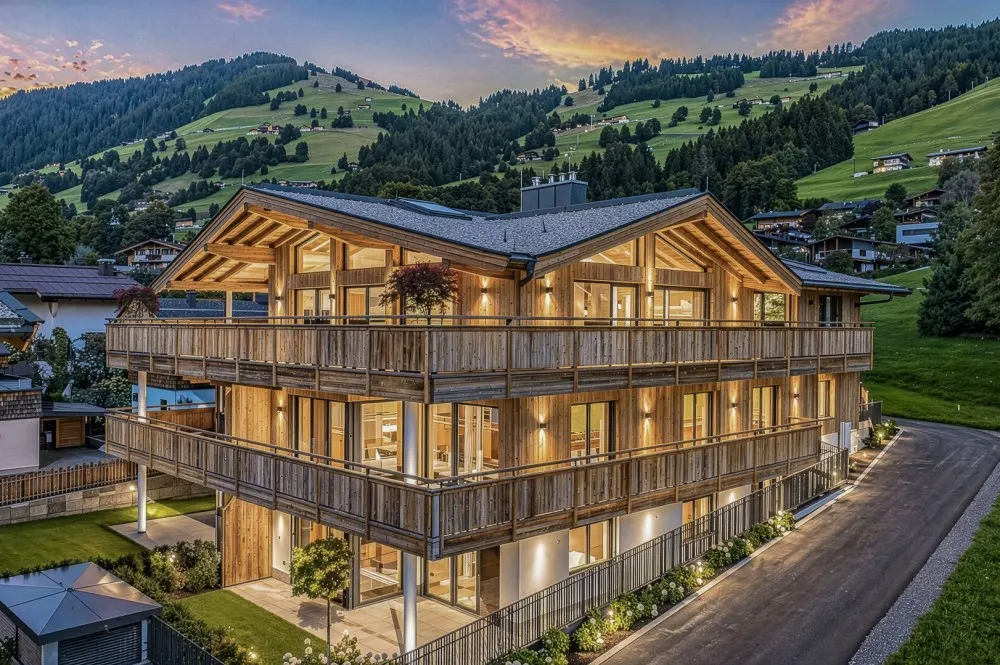 KITZIMMO-Luxuriöse Gartenwohnung mit eigenem Wellnessbereich - Immobilien Brixen.