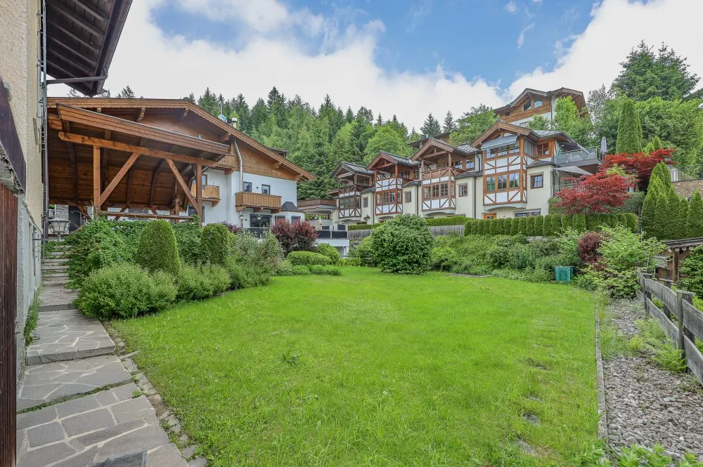 KITZIMMO-Baugrundstück mit Altbestand in sonniger Ruhelage kaufen - Immobilien Kirchberg.