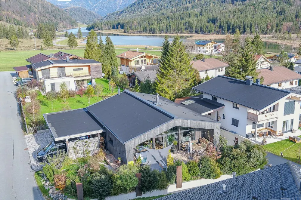 KITZIMMO-exklusives Haus in Seenähe kaufen. Immobilien St. Ulrich am Pillersee.