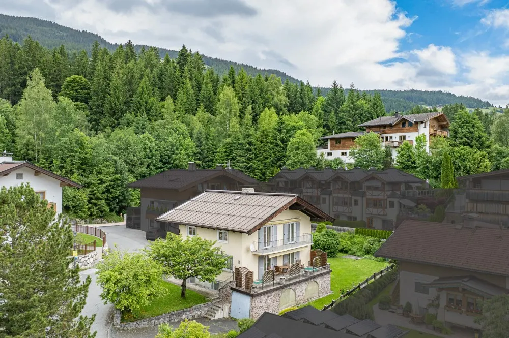 KITZIMMO-Baugrundstück mit Altbestand in sonniger Ruhelage kaufen - Immobilien Kirchberg.