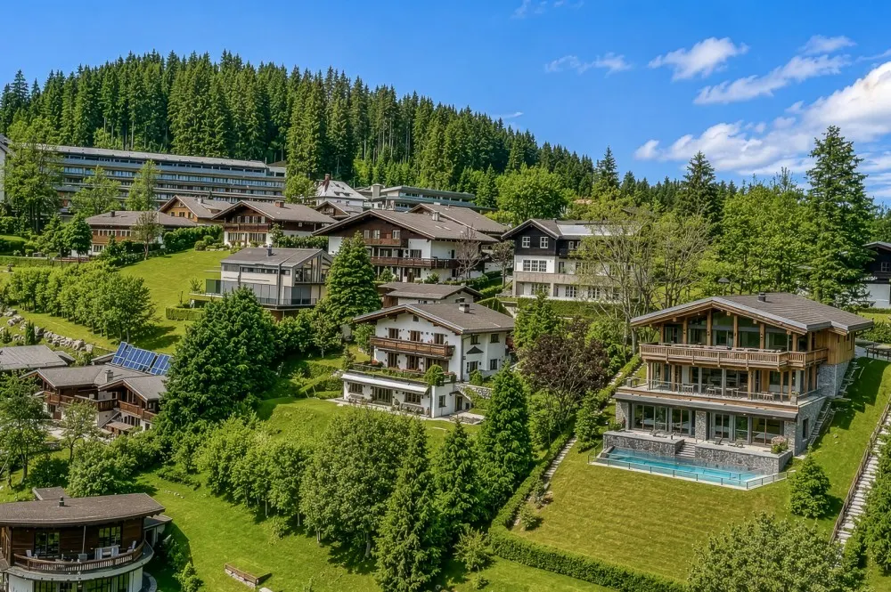 KITZIMMO-Luxusvilla in einzigartiger Toplage am Lebenberg kaufen - Immobilien Kitzbühel.