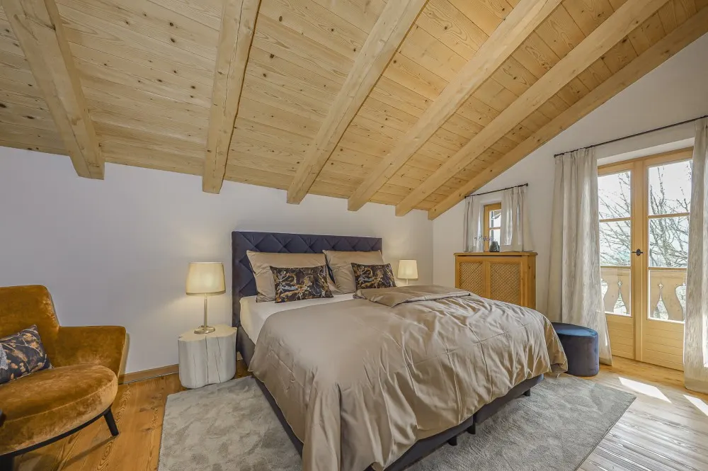 KITZIMMO-Exklusives Landhaus mit Pool in bester Lage - Immobilien Kitzbühel.-14