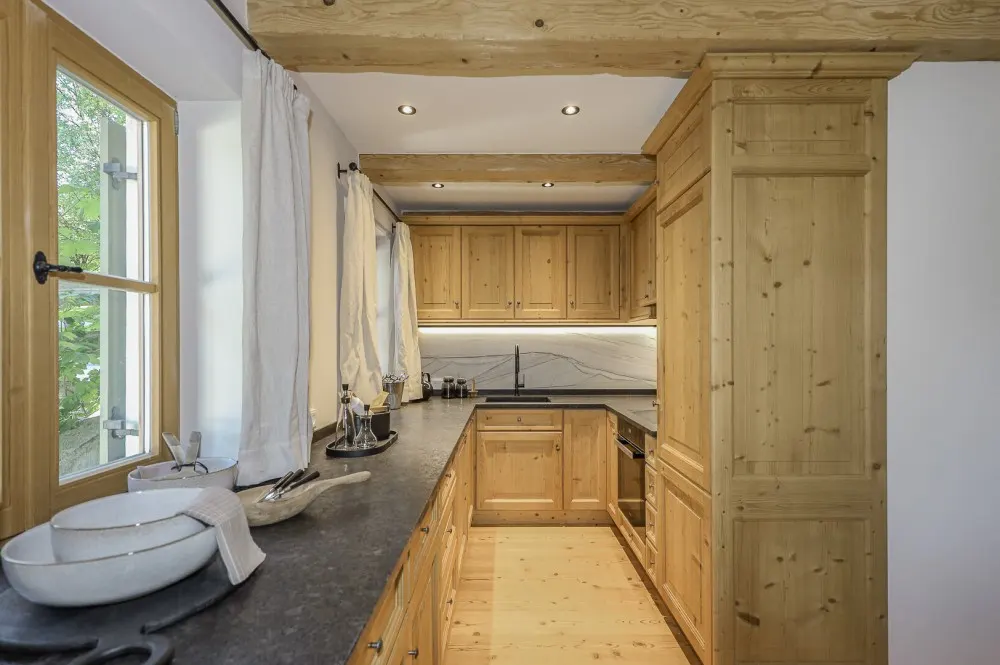 KITZIMMO-Exklusives Landhaus mit Pool in bester Lage - Immobilien Kitzbühel.-9