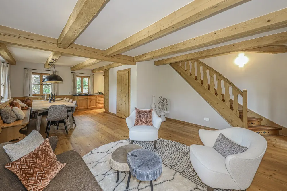KITZIMMO-Exklusives Landhaus mit Pool in bester Lage - Immobilien Kitzbühel.-7